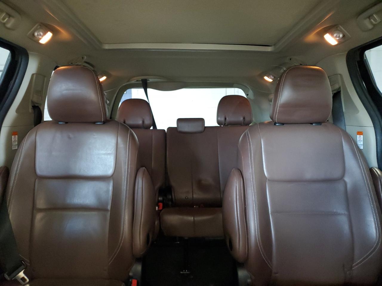 2015 TOYOTA SIENNA