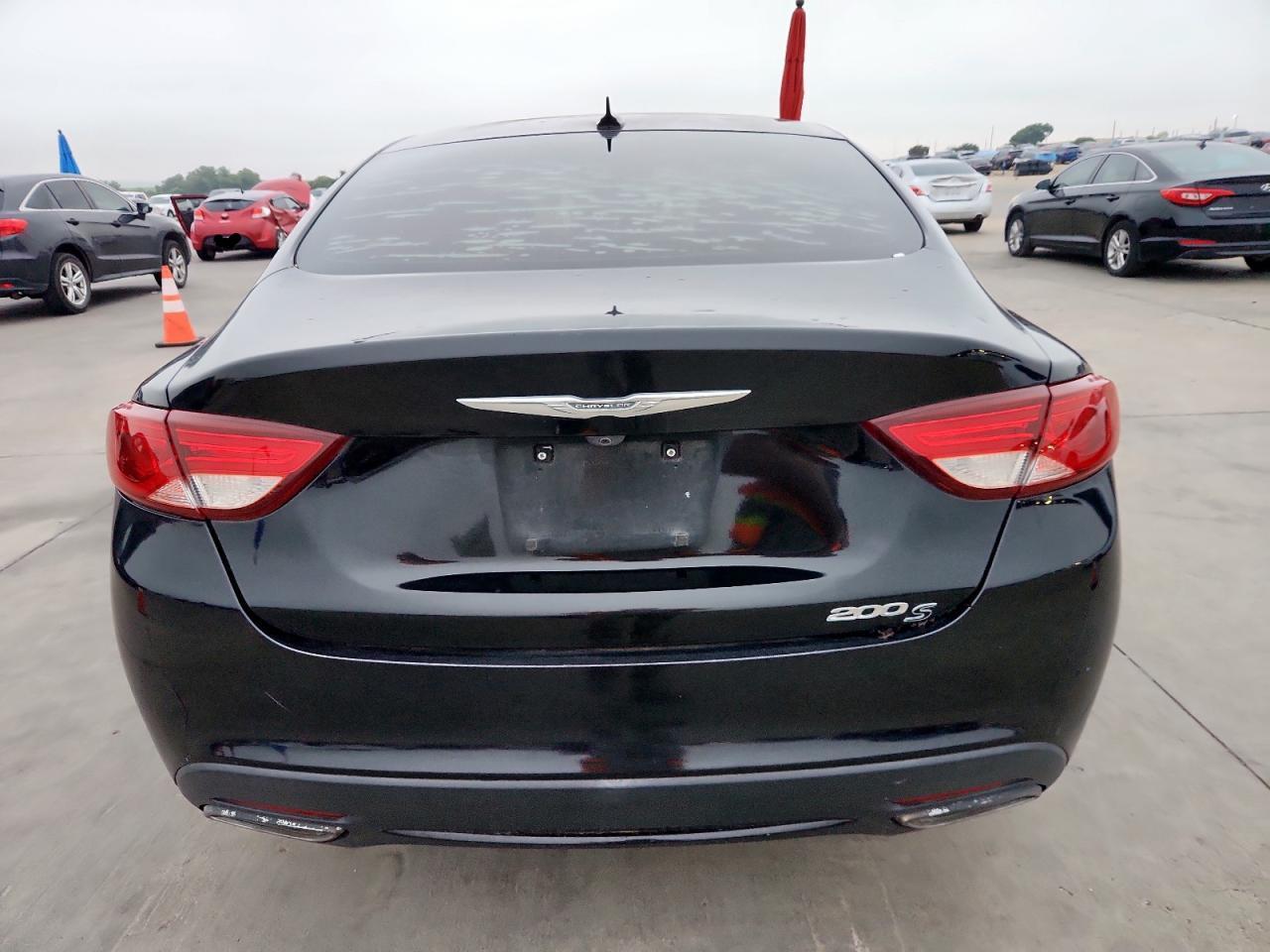 2016 CHRYSLER 200