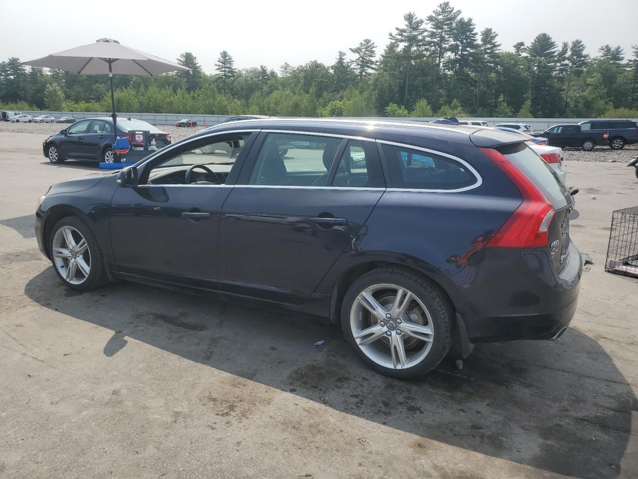 2016 VOLVO V60