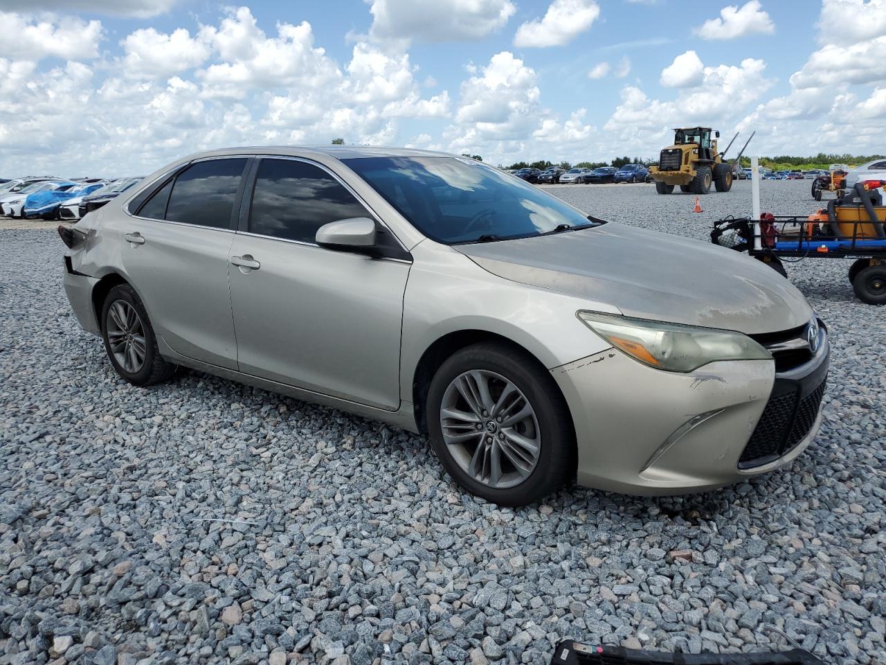 2015 TOYOTA CAMRY