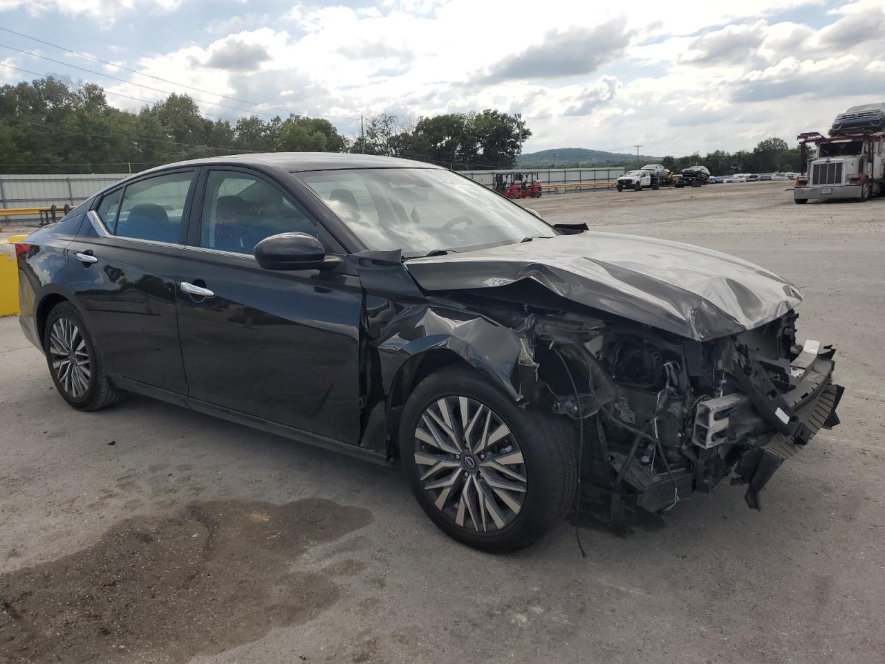 2023 NISSAN ALTIMA