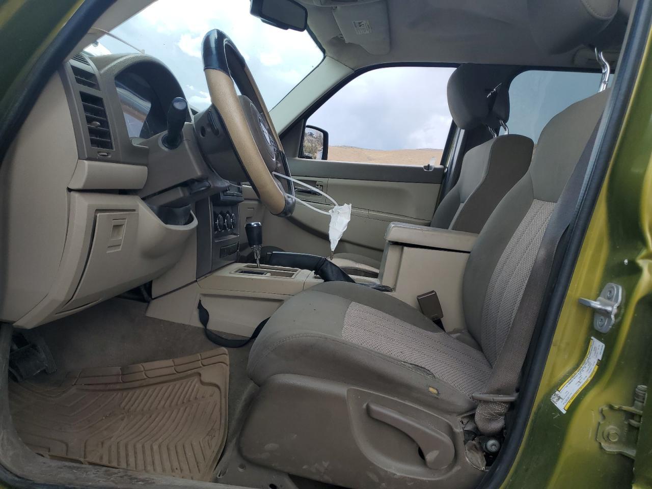 2012 JEEP Liberty