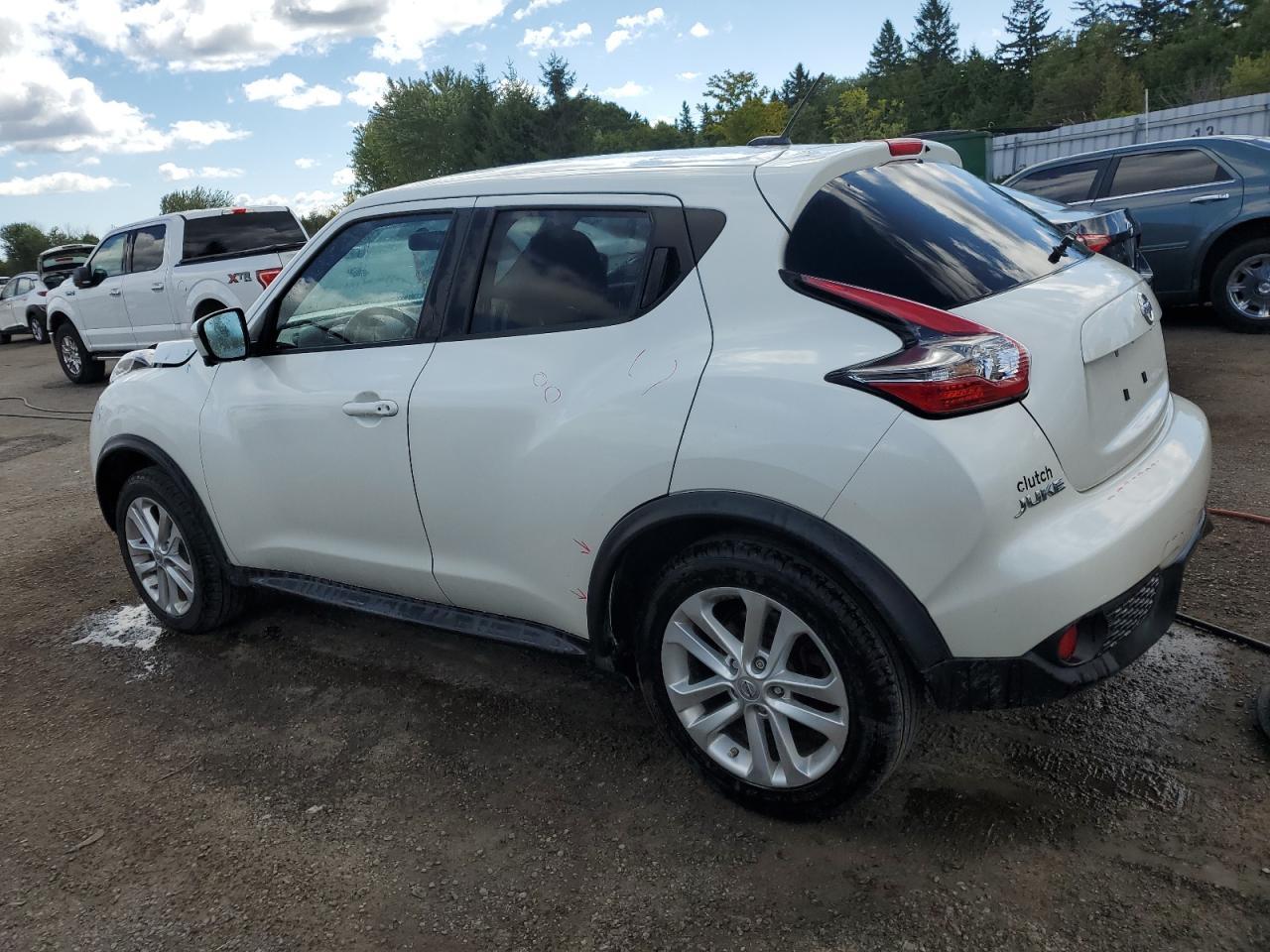 2015 NISSAN Juke