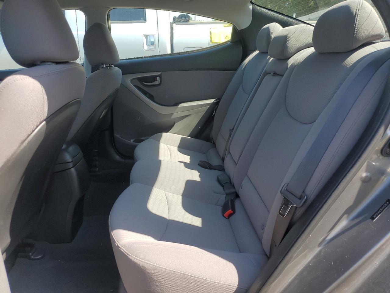 2014 HYUNDAI ELANTRA