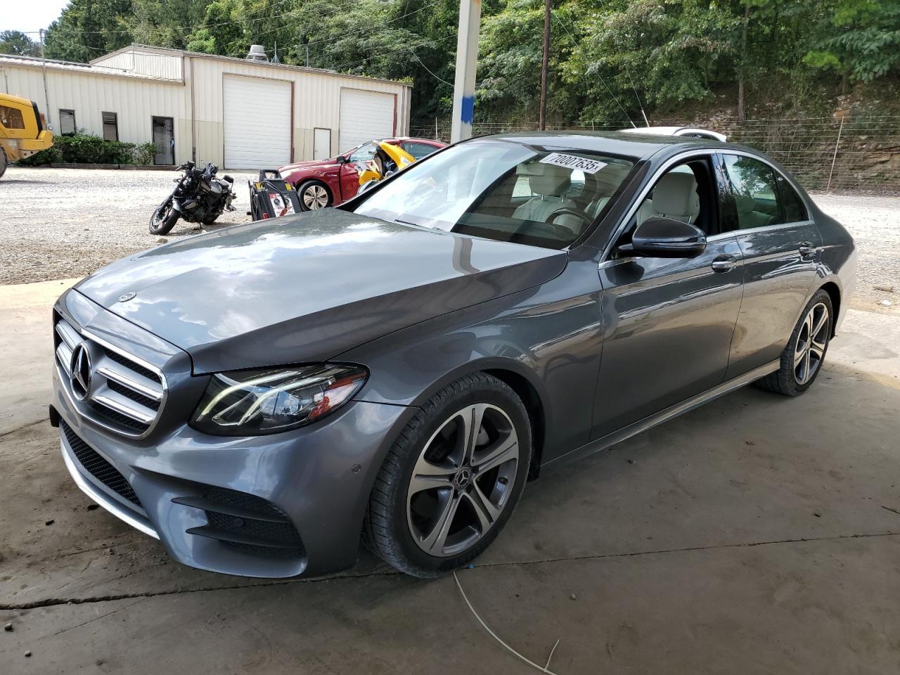 2018 MERCEDES-BENZ E-Class