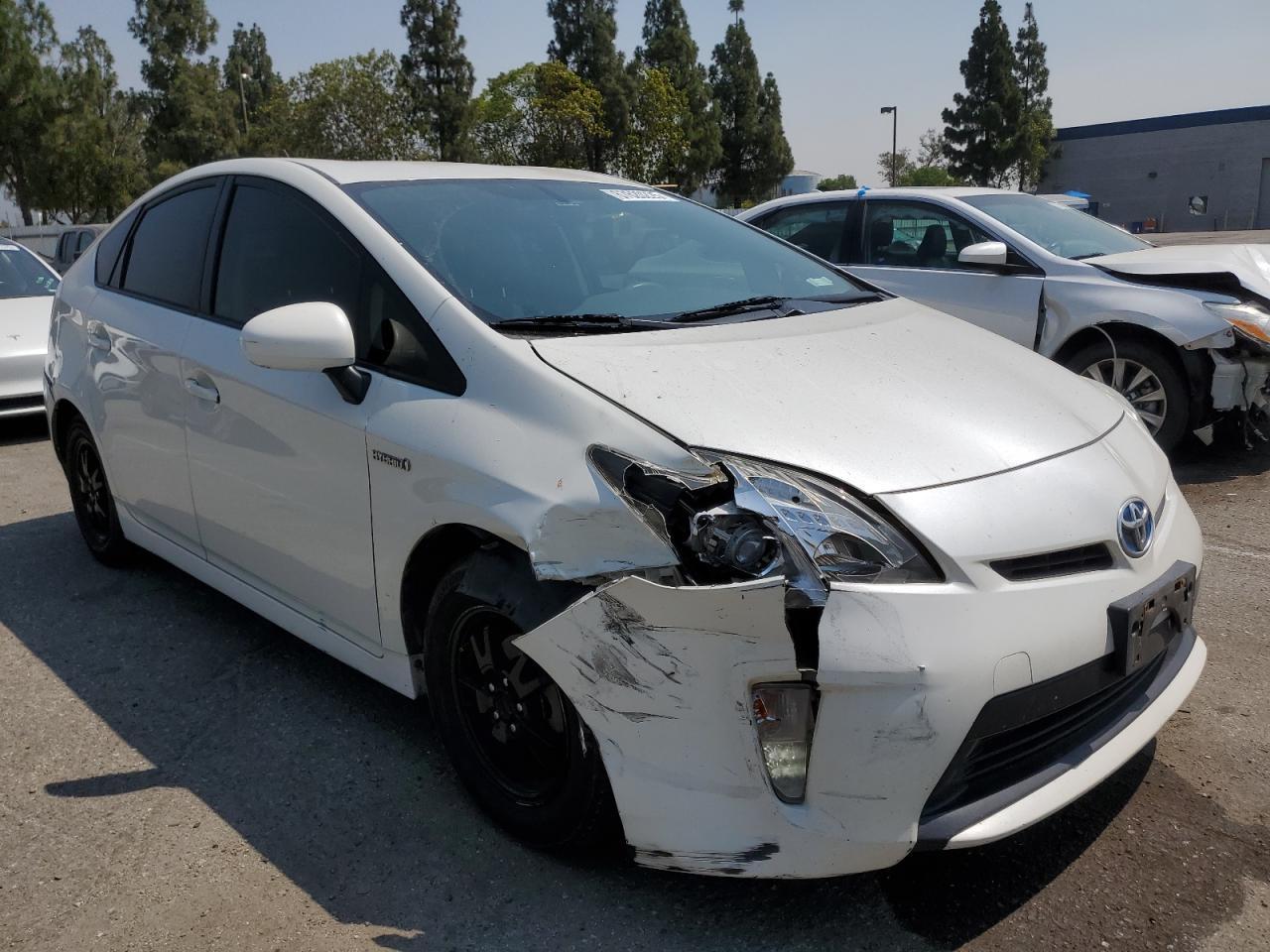 2015 TOYOTA PRIUS