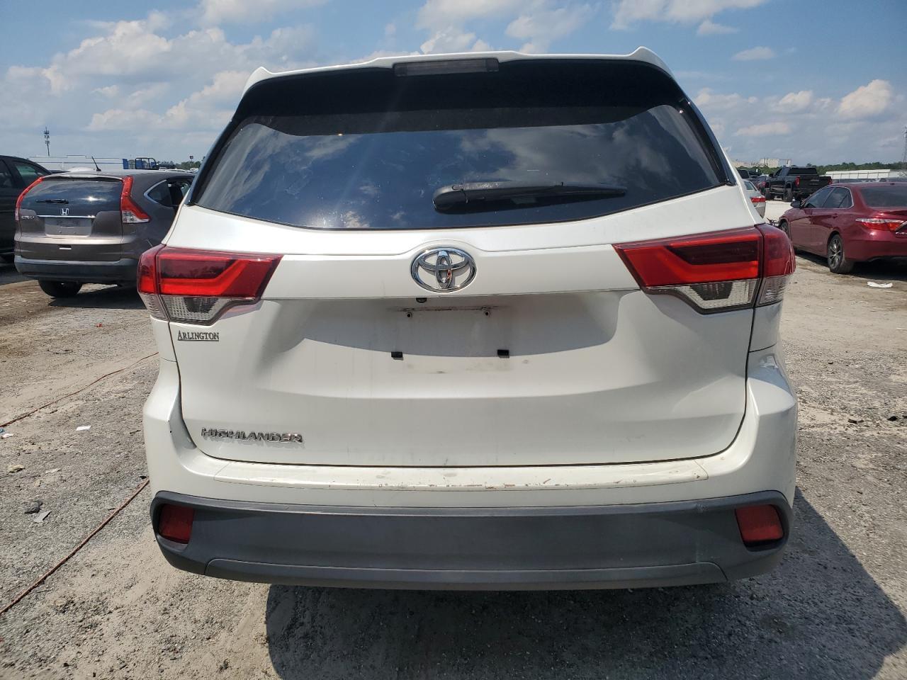 2019 TOYOTA HIGHLANDER