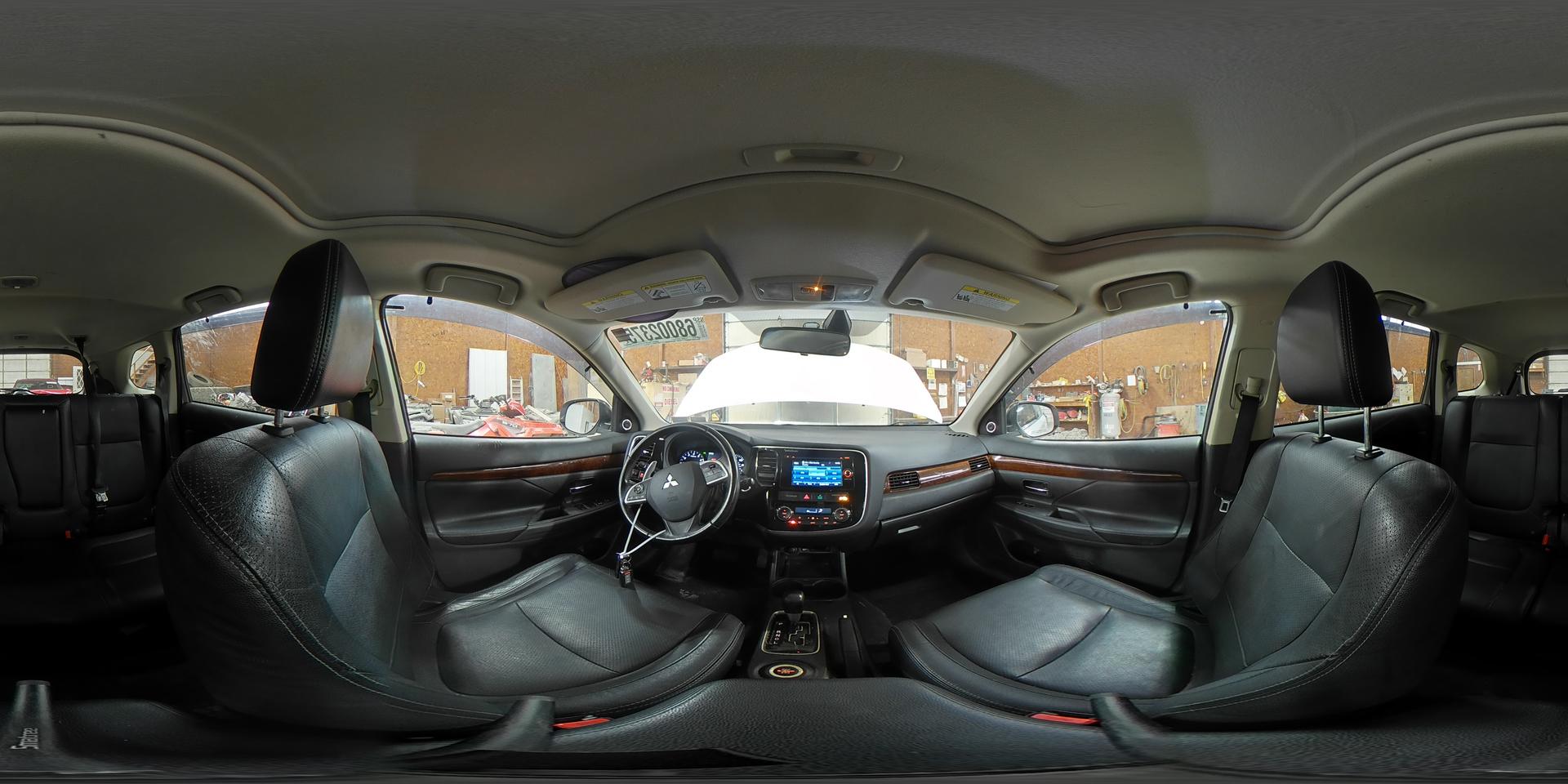 2014 MITSUBISHI outlander