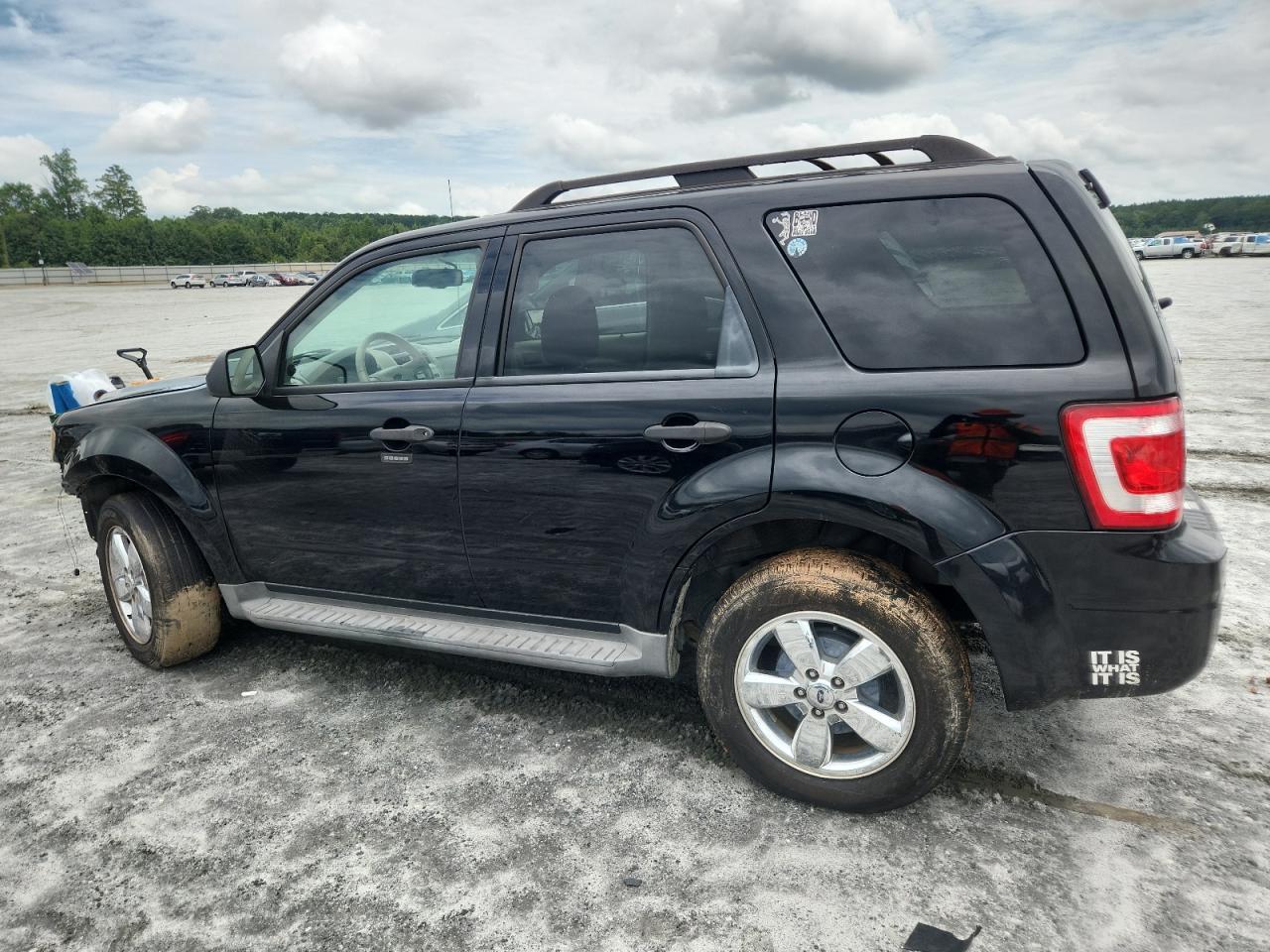 2010 FORD ESCAPE
