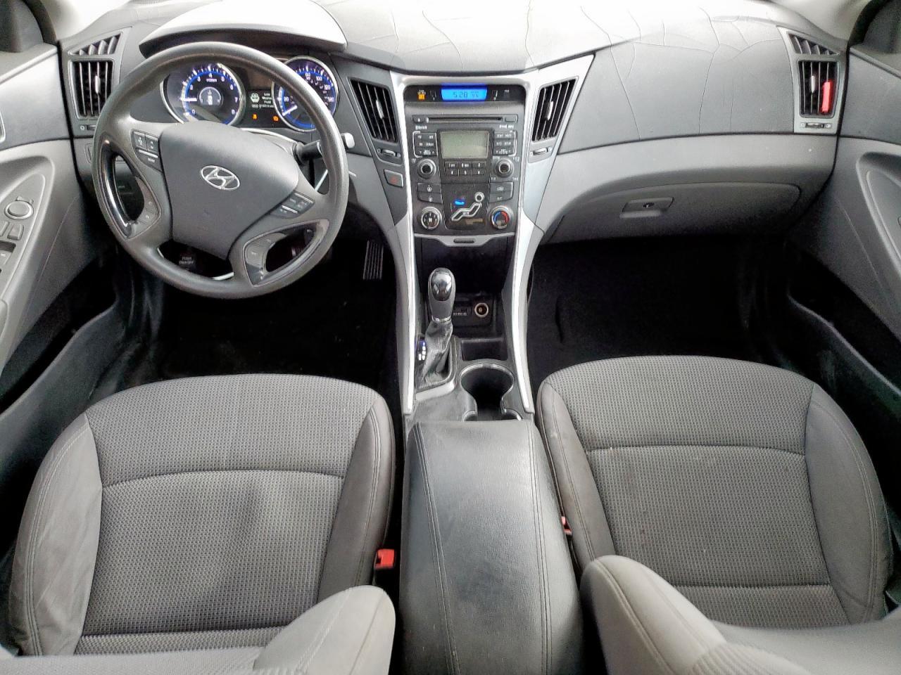 2011 HYUNDAI SONATA