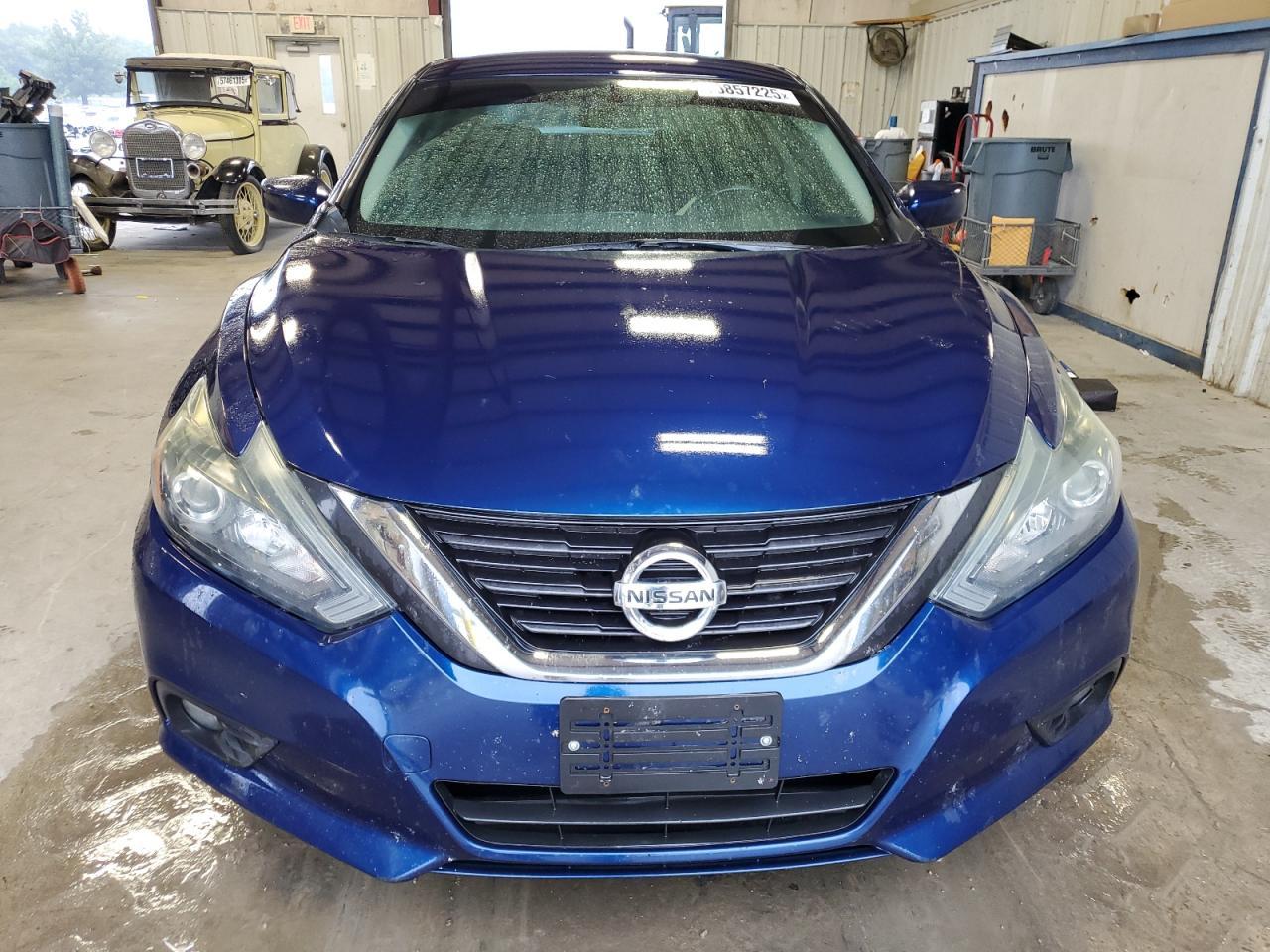 2017 NISSAN ALTIMA