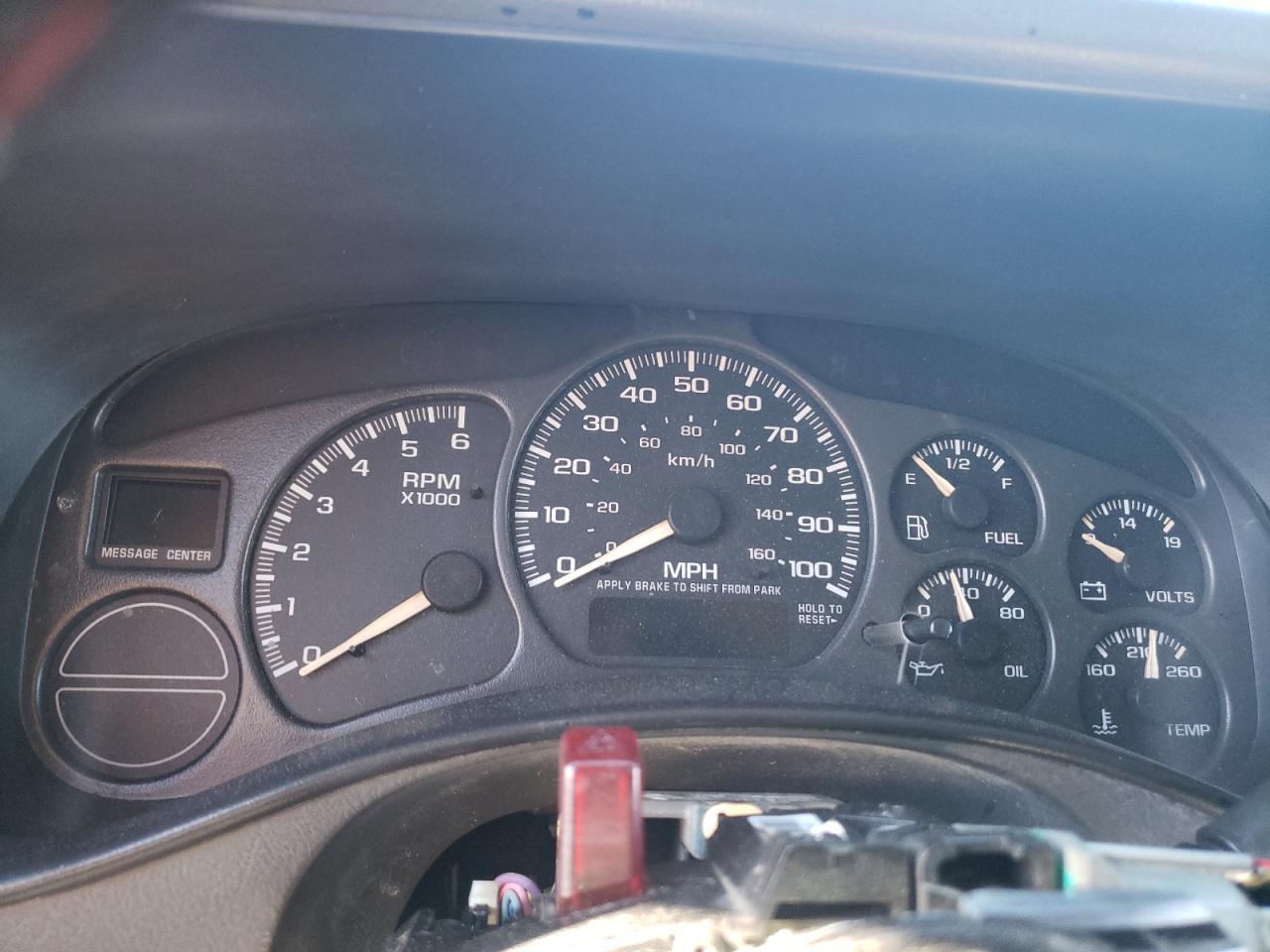 2002 CHEVROLET Tahoe