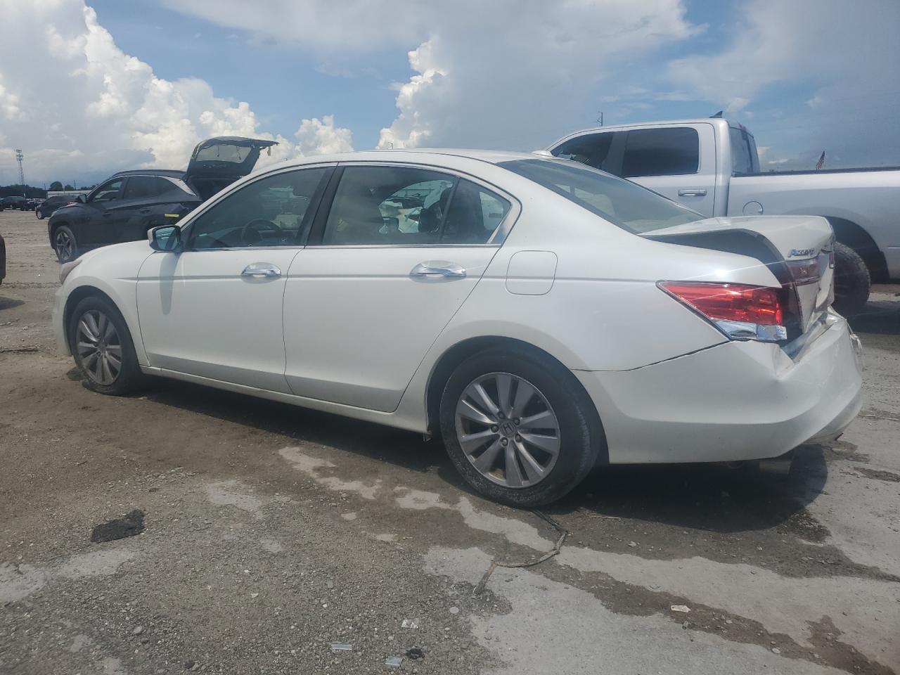 2011 HONDA ACCORD