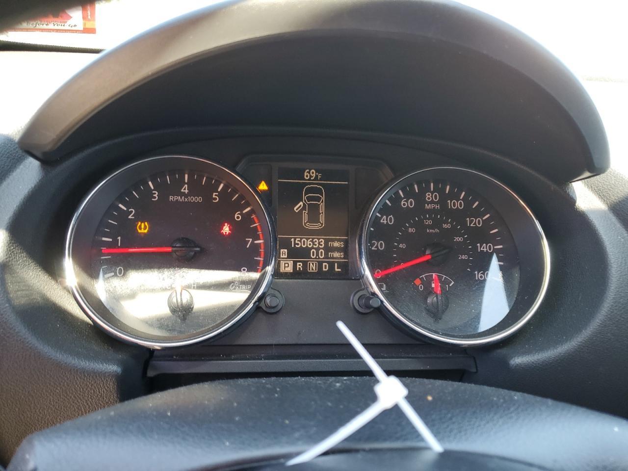 2011 NISSAN ROGUE