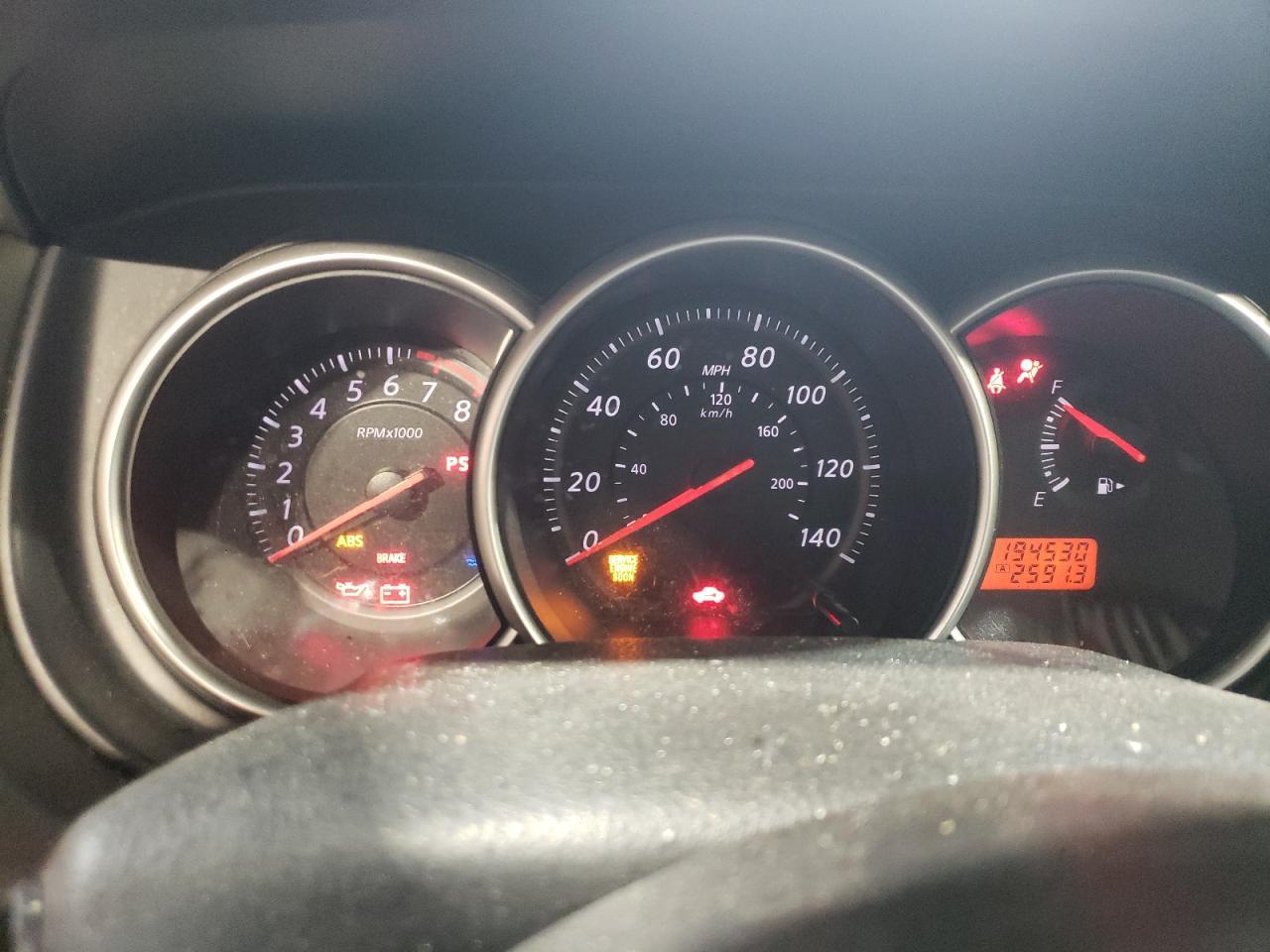 2010 NISSAN VERSA