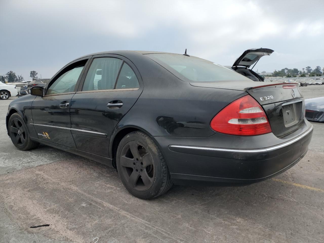 2004 MERCEDES-BENZ E-Class