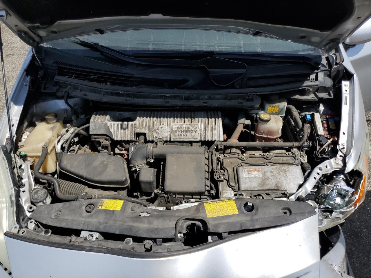 2011 TOYOTA PRIUS