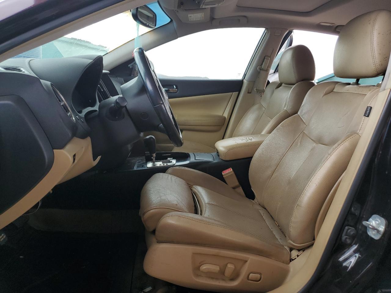 2011 NISSAN Maxima