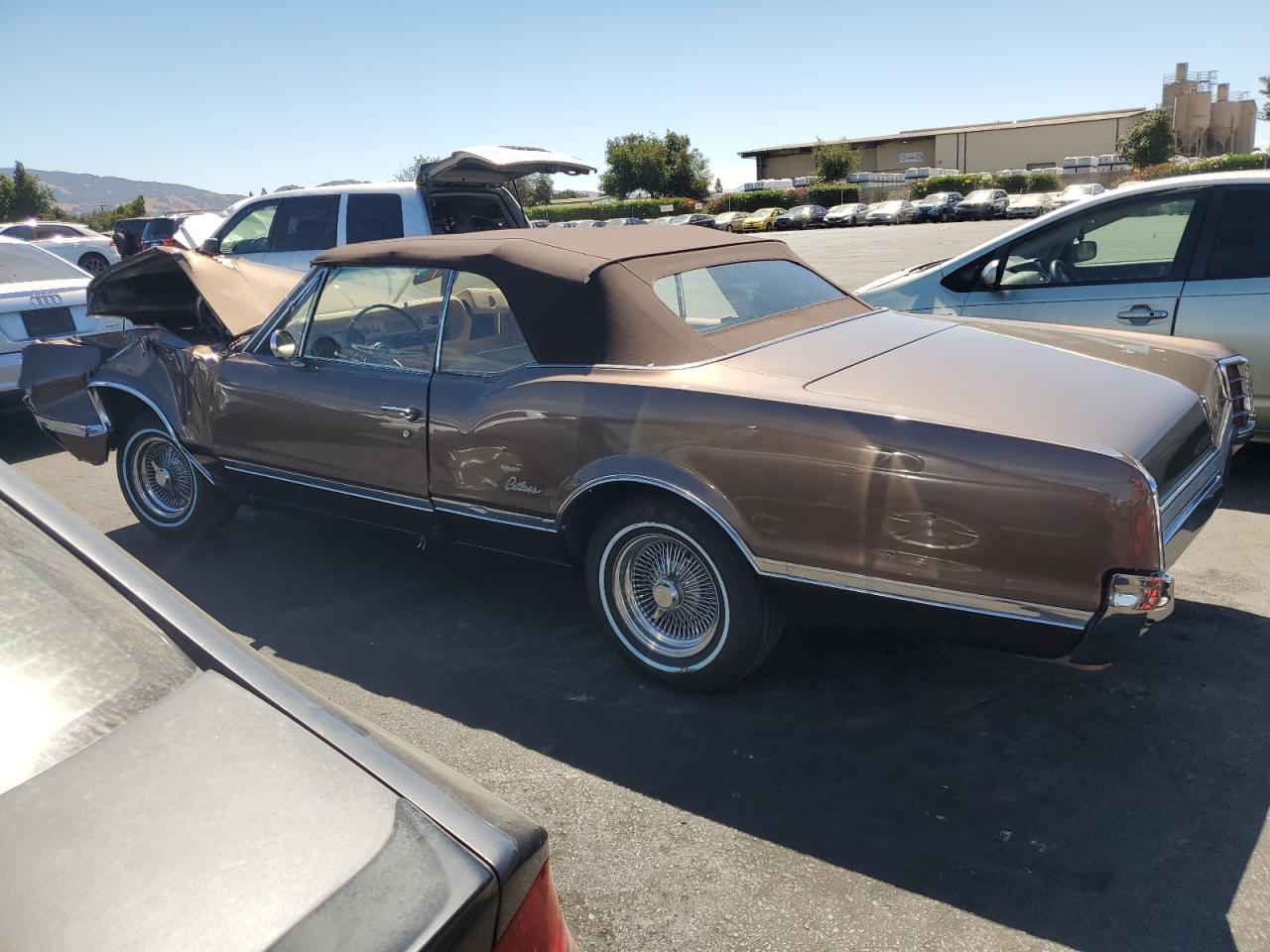 1966 OLDSMOBILE Cutlass