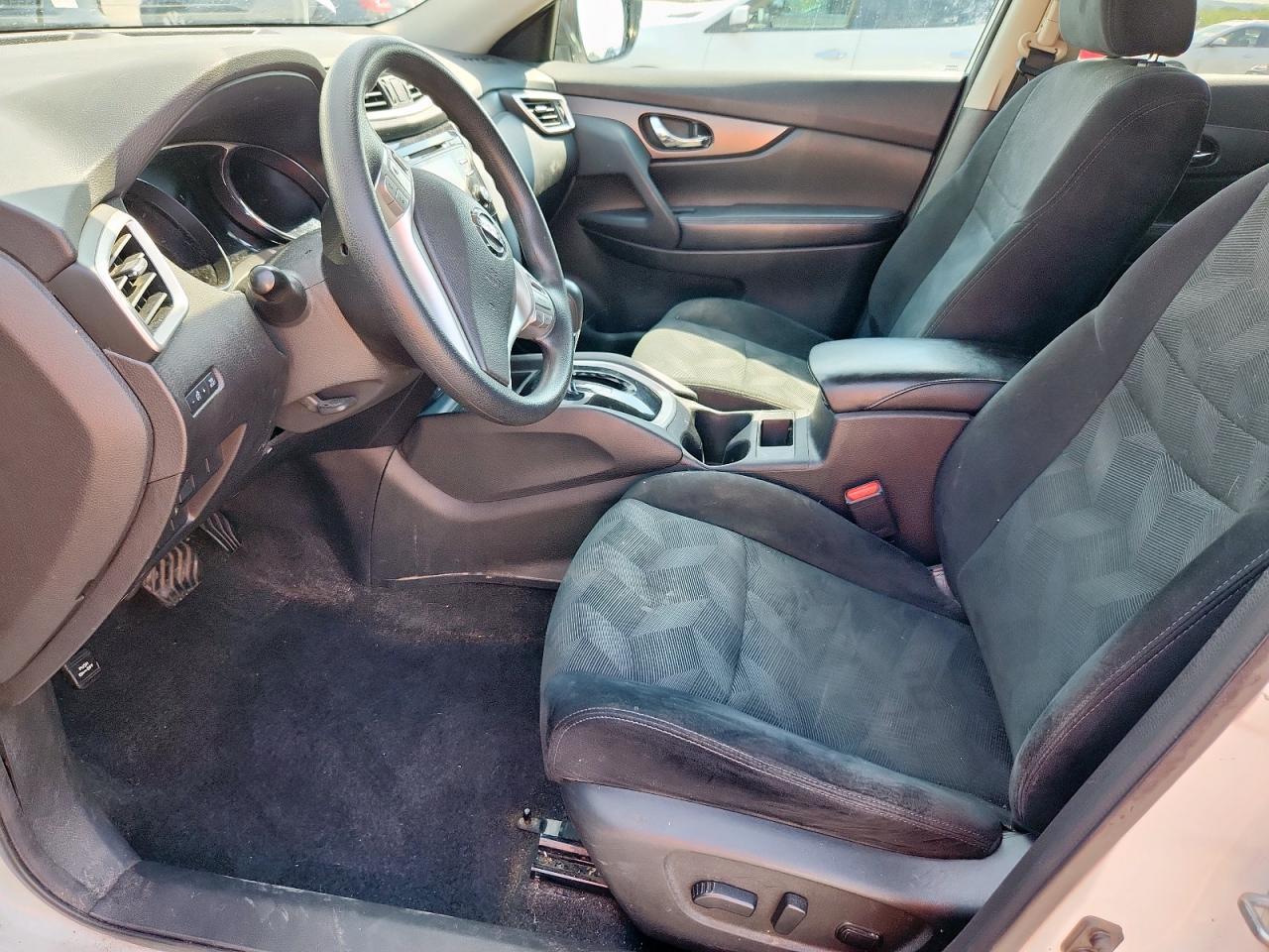 2016 NISSAN ROGUE