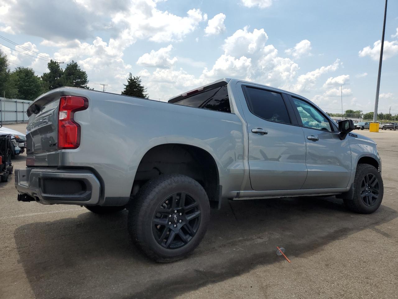 2023 CHEVROLET Silverado