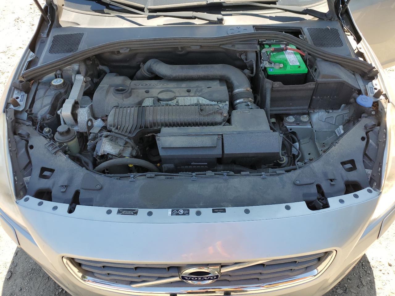2013 VOLVO S60