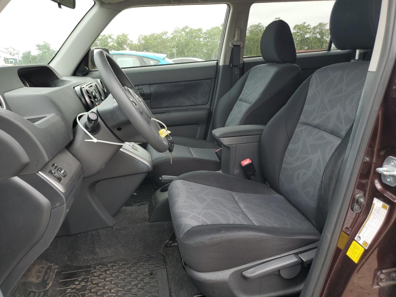 2012 TOYOTA SCION