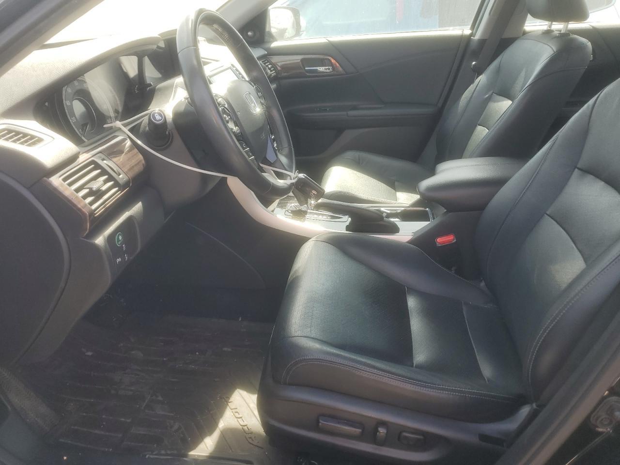 2017 HONDA ACCORD