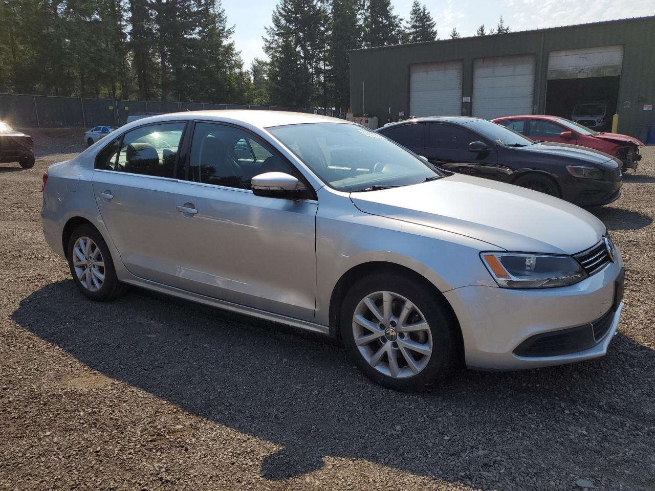 2013 VOLKSWAGEN JETTA