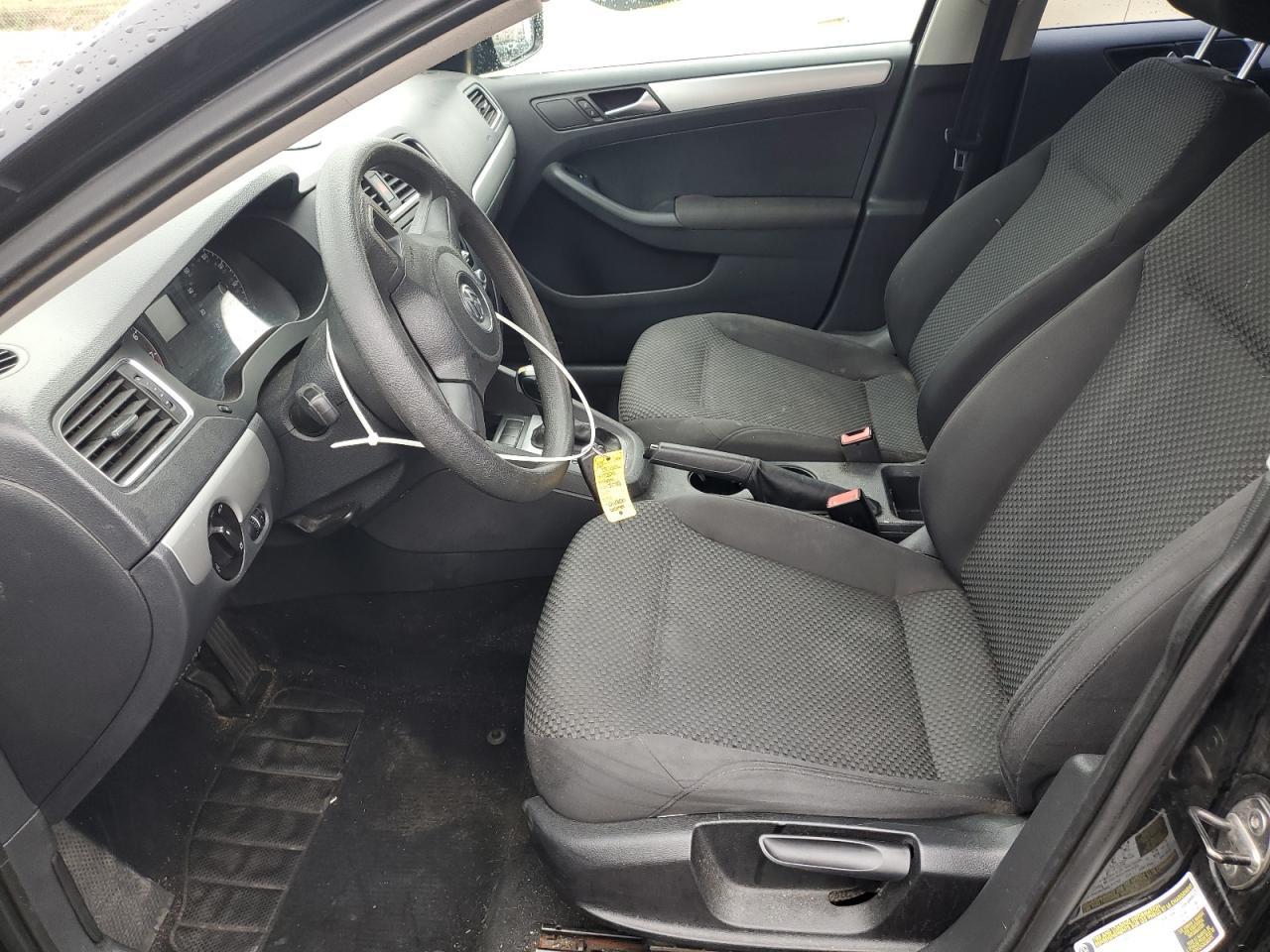 2011 VOLKSWAGEN JETTA