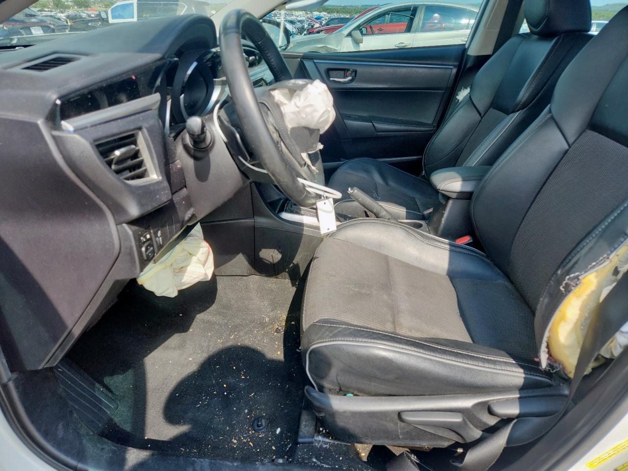 2015 TOYOTA COROLLA
