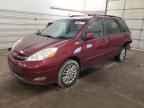 2010 TOYOTA SIENNA