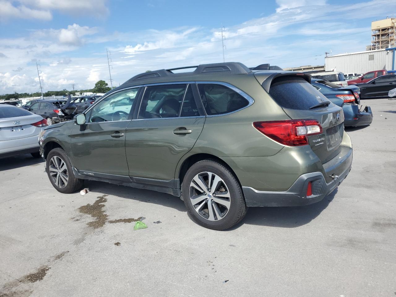 2019 SUBARU Outback