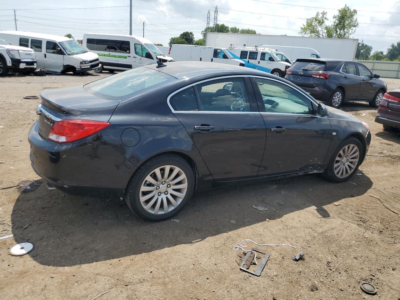 2011 BUICK Regal