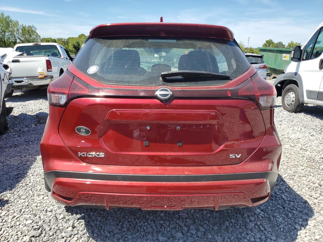 2022 NISSAN KICKS
