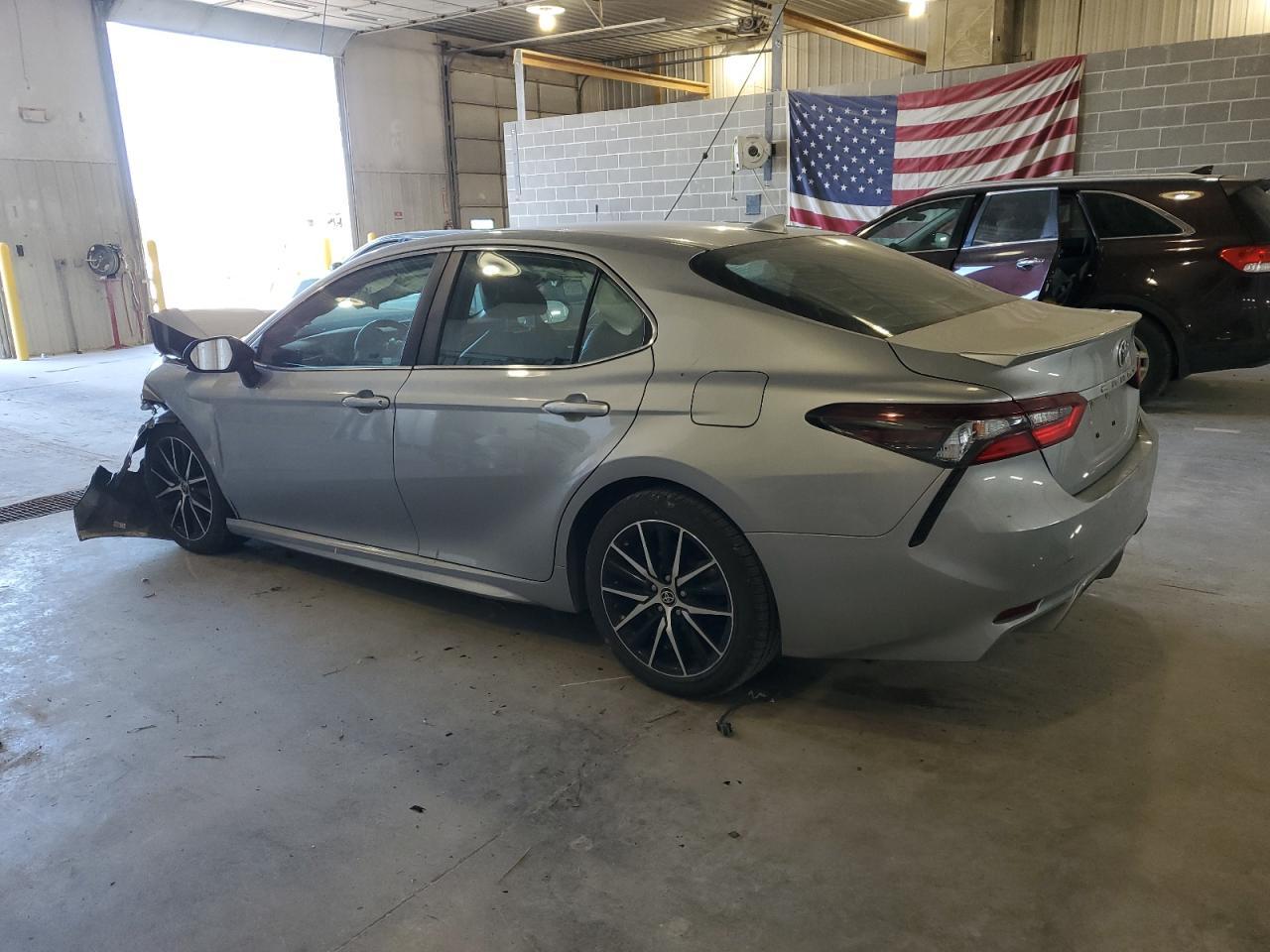 2021 TOYOTA CAMRY
