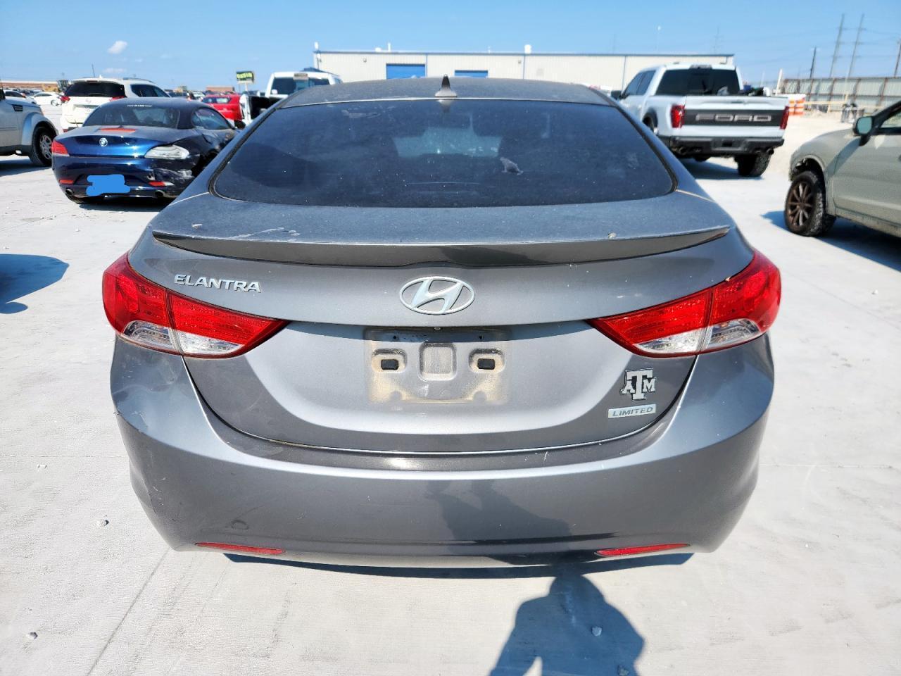 2012 HYUNDAI ELANTRA