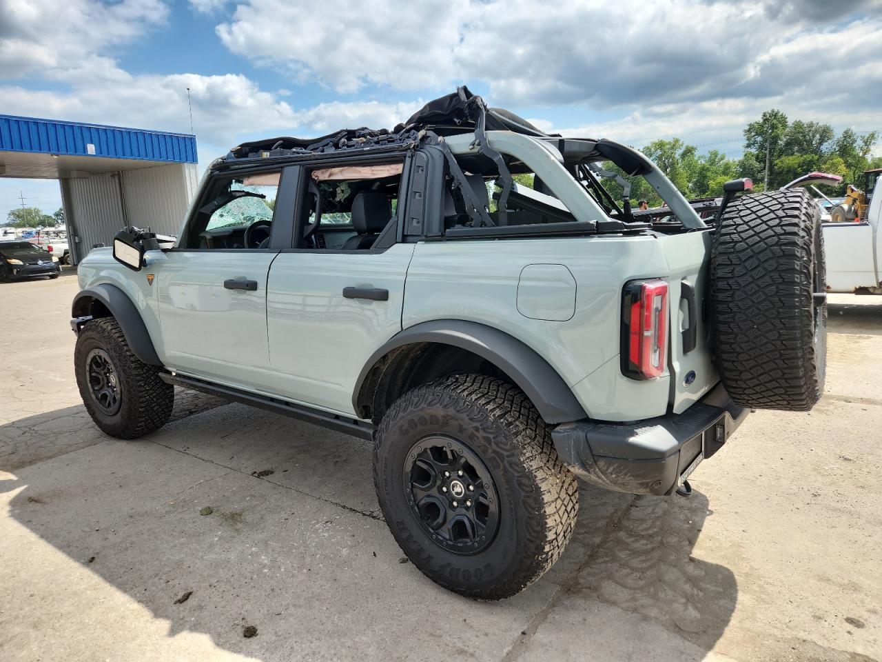 2022 FORD Bronco