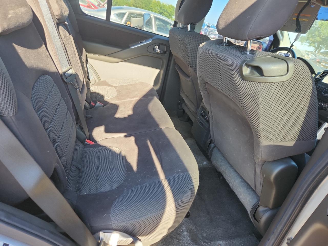 2011 NISSAN PATHFINDER
