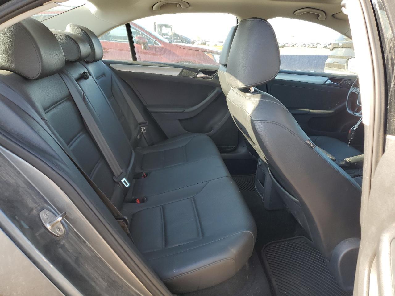 2017 VOLKSWAGEN JETTA