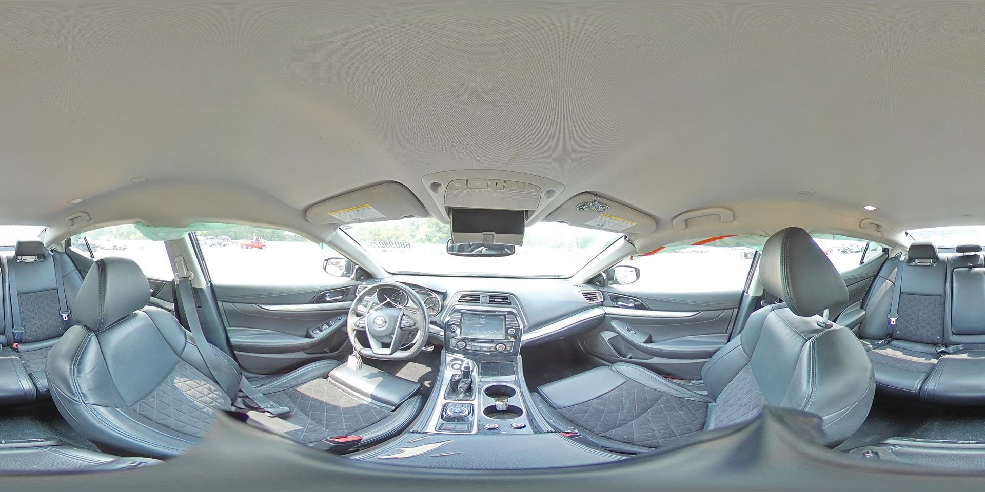 2017 NISSAN Maxima