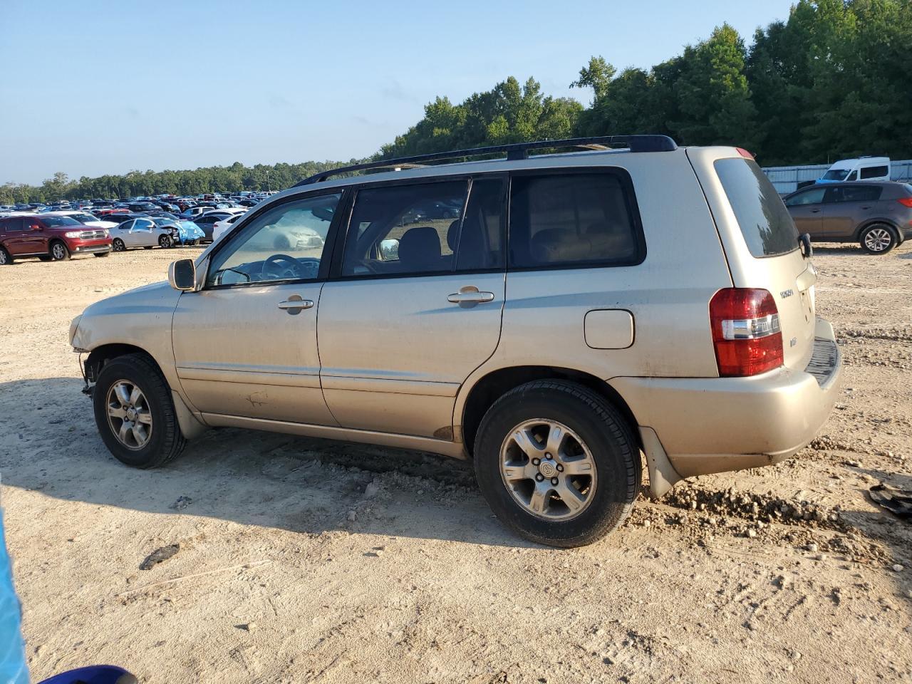 2004 TOYOTA HIGHLANDER