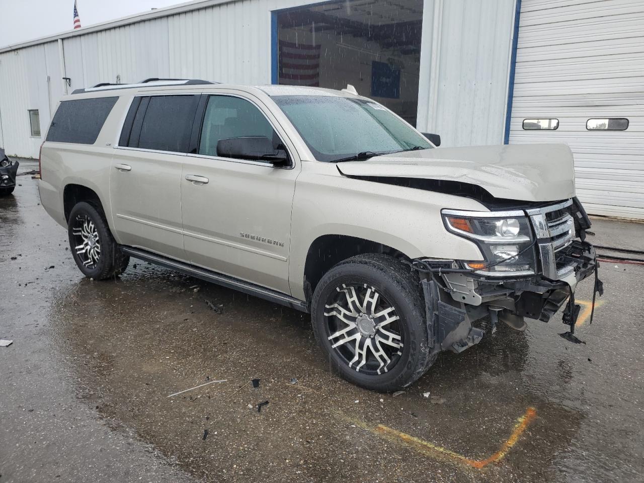 2015 CHEVROLET Suburban