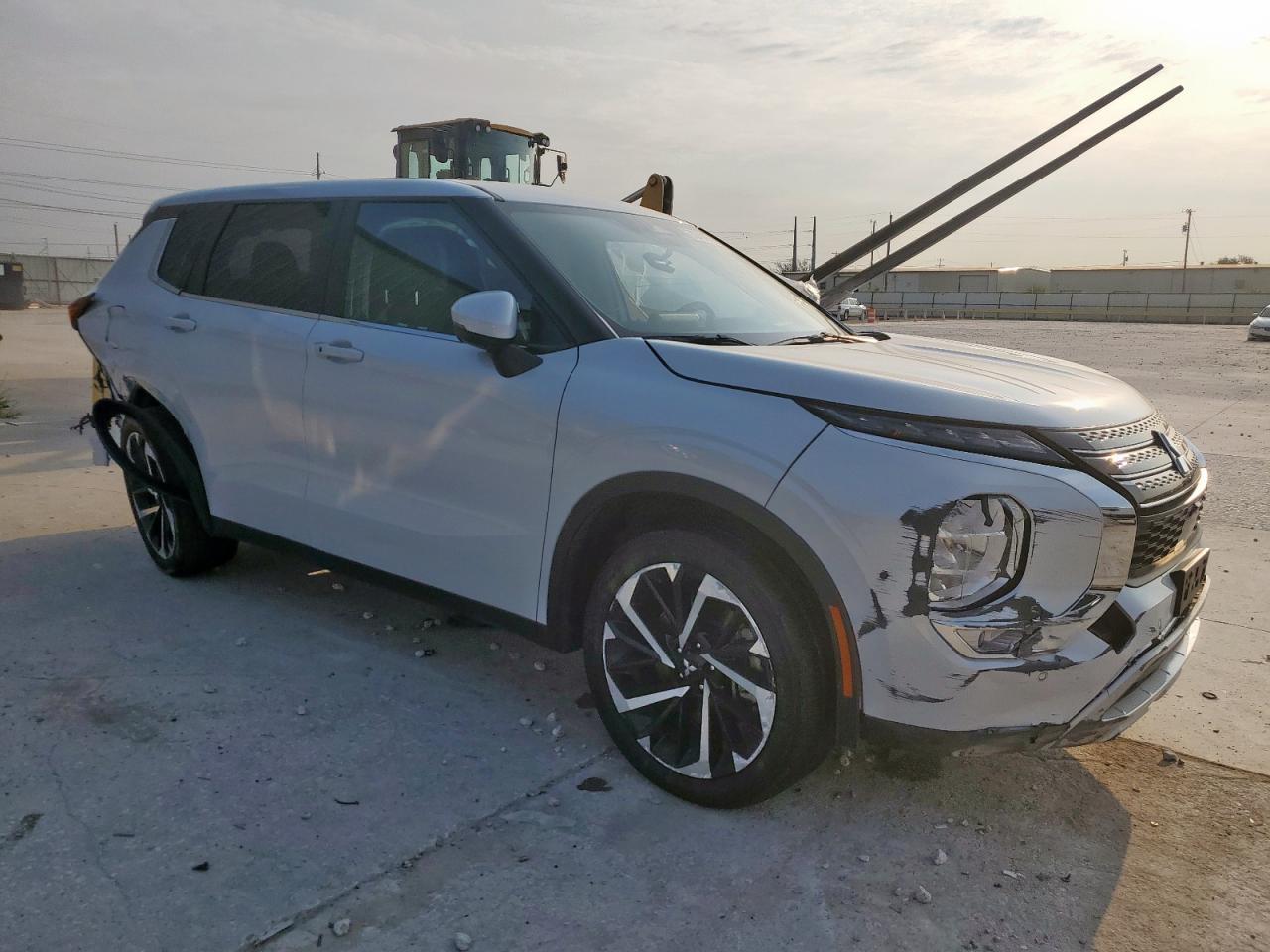 2024 MITSUBISHI outlander