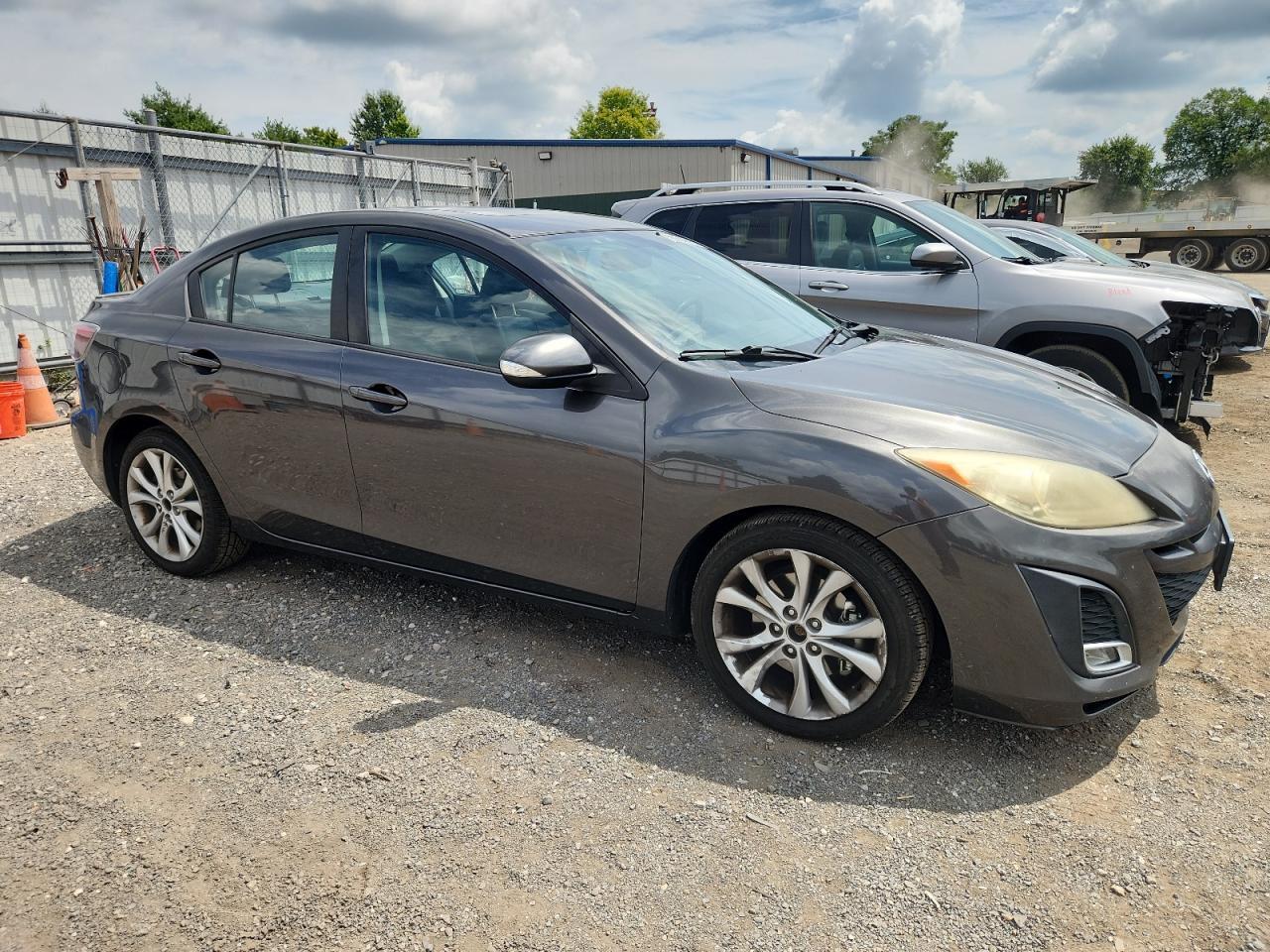2010 MAZDA 3