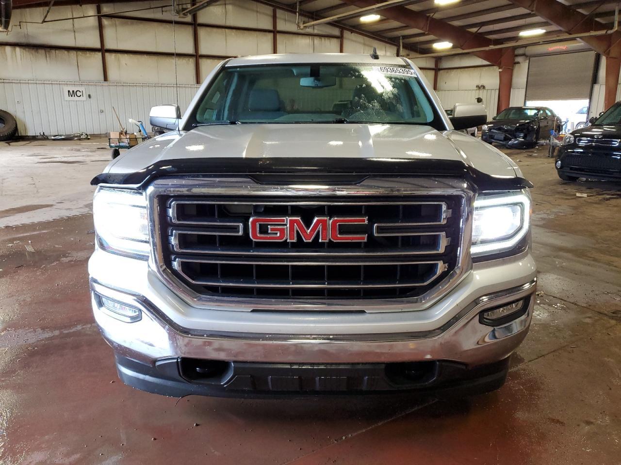2016 GMC Sierra