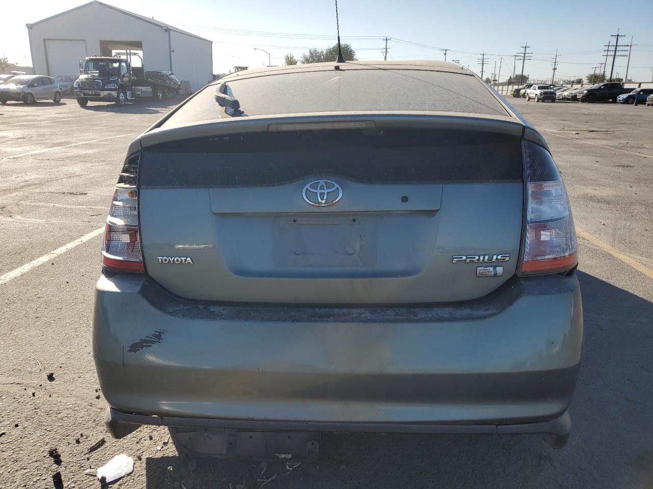 2004 TOYOTA PRIUS