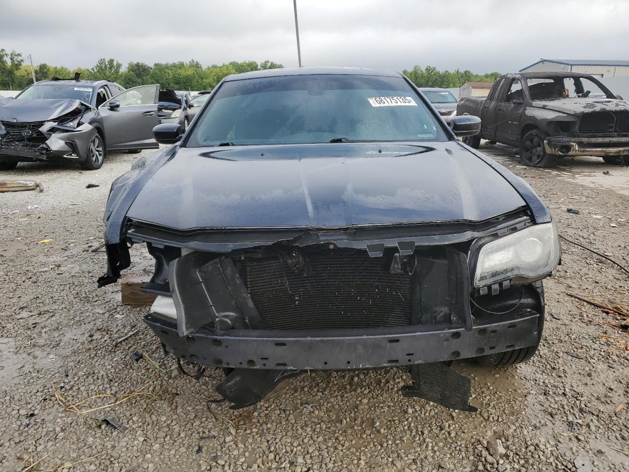 2019 CHRYSLER 300
