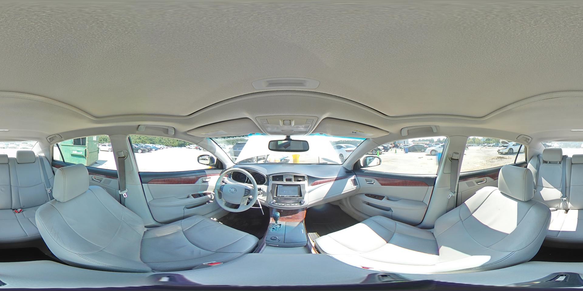 2012 TOYOTA Avalon