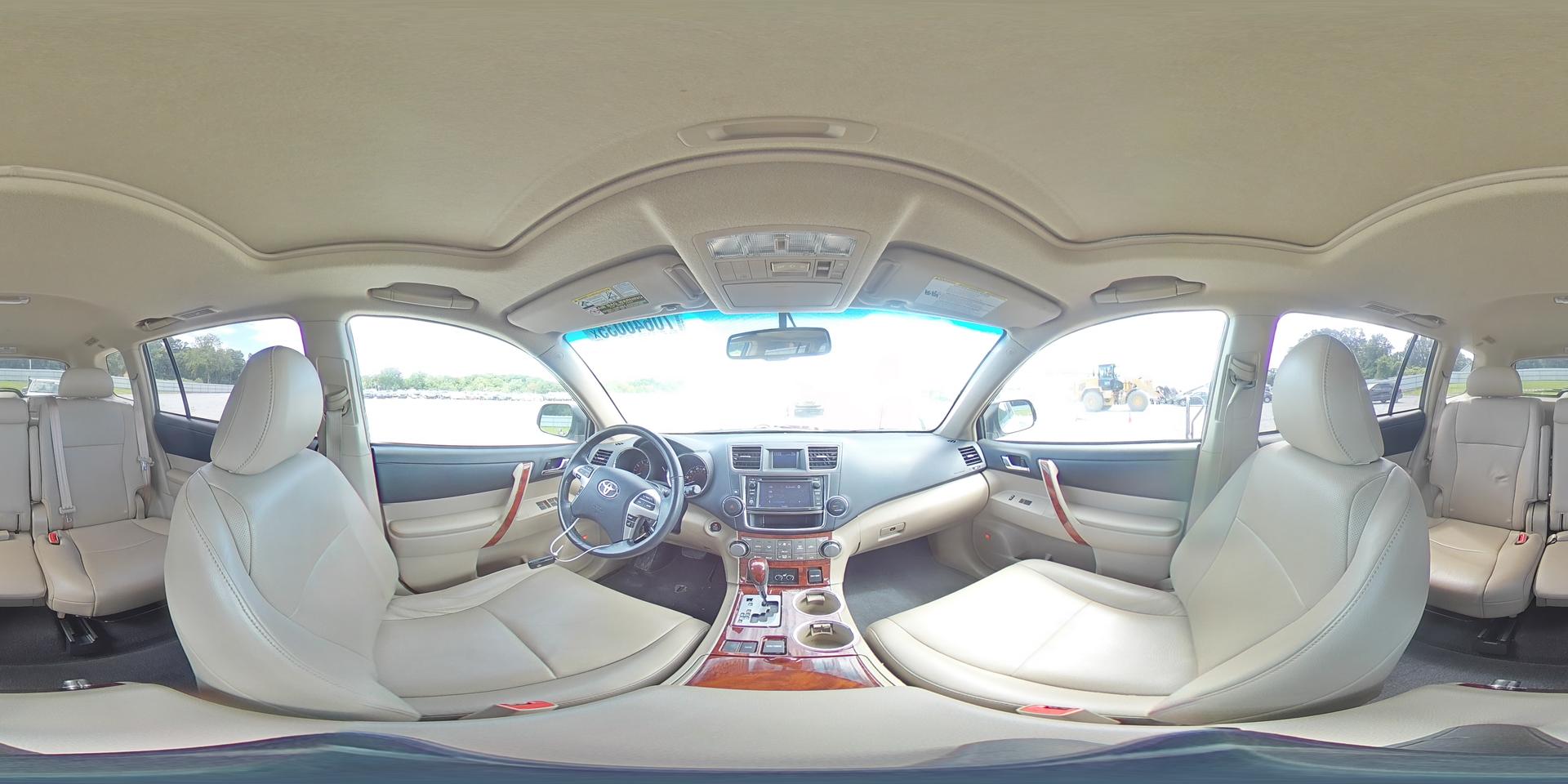 2013 TOYOTA HIGHLANDER